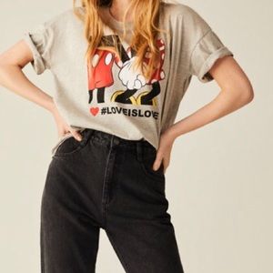 90s Vintage L.A. Blues High Waisted Mom Jeans.